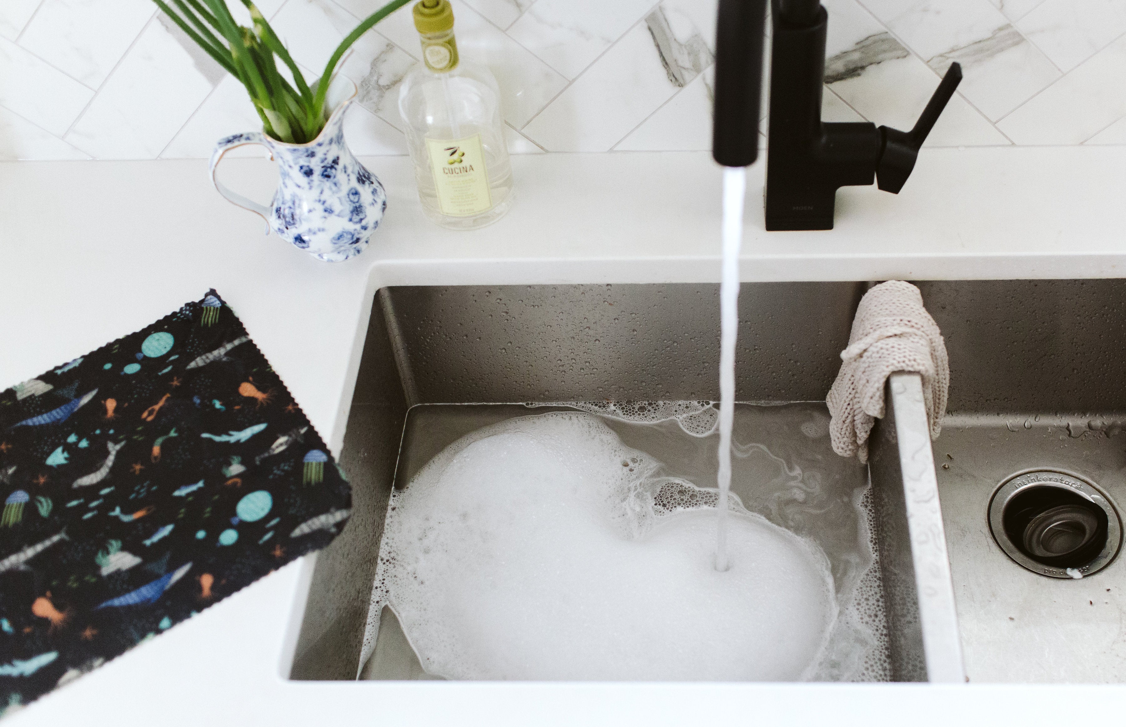 how to clean beeswax wraps