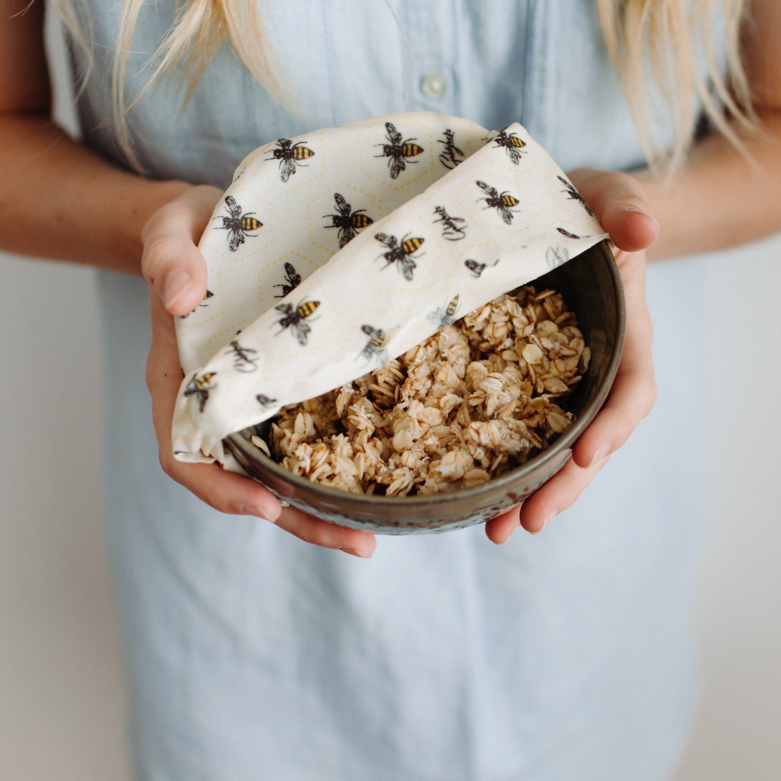 Honeybee Pair: Set of 3 Beeswax Wraps + Dishcloth