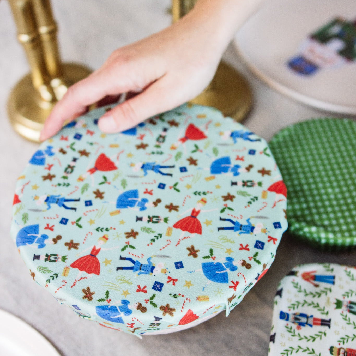 Limited Edition: Holiday Medium Bundle